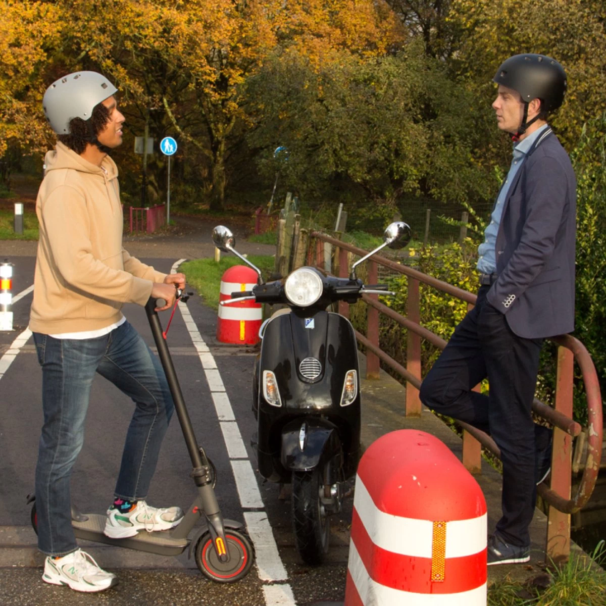 GOOFF® Skate Snorscooter Helm | Brede Pasvorm | 14x Ventilatie | Matgrijs | Lichtgewicht (L) 5 GOOFF® Skate Snorscooter Helm | Brede Pasvorm | 14x Ventilatie | Matgrijs | Lichtgewicht (L) - Afbeelding 3