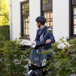 GOOFF® PILOT 3 In 1 Snorscooterhelm Met Afneembaar Vizier - Matzwart - Lichtgewicht Snorfiets Helm - NTA Gecertificeerd Speed Pedelec Helm - Geschikt Voor Blauw Kenteken Snorscooter En Snorfiets - Maat M - Voor Vrouwen En Mannen 22 GOOFF® PILOT 3 In 1 Snorscooterhelm Met Afneembaar Vizier - Matzwart - Lichtgewicht Snorfiets Helm - NTA Gecertificeerd Speed Pedelec Helm - Geschikt Voor Blauw Kenteken Snorscooter En Snorfiets - Maat M - Voor Vrouwen En Mannen -Fietsenwinkel 1200x1200 5