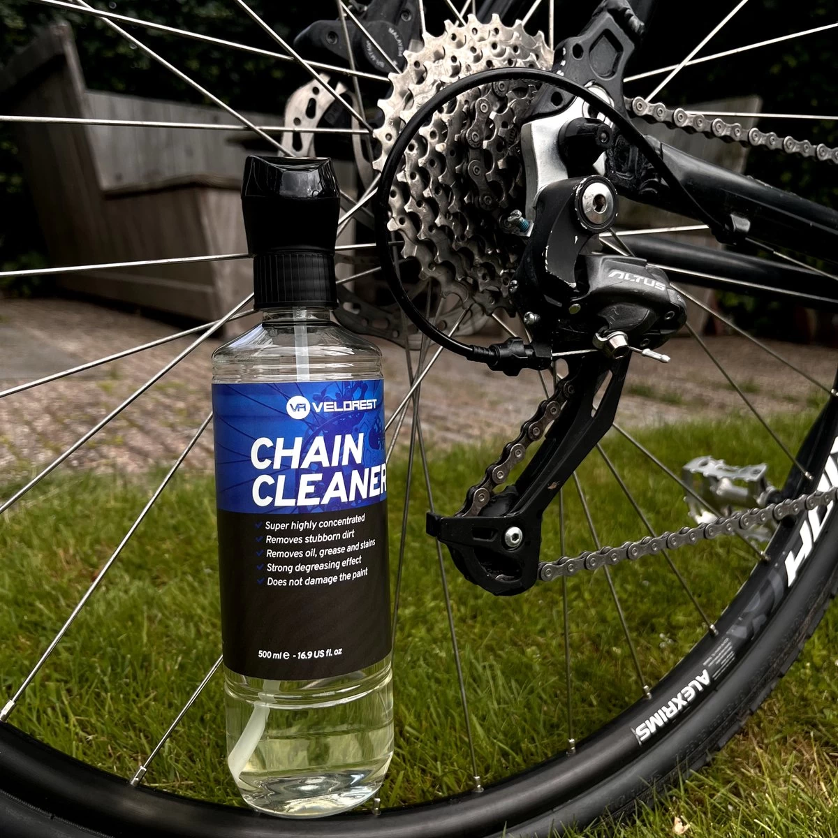 Velorest Chain Care Bundle - Ketting Reiniging & Onderhoud - Fietsonderhoudsmiddelen - Fietsketting Reiniger Set - Kettingolie Fiets - Fietsketting Smeermiddel - Chain Cleaner - Langdurige Bescherming 6 Velorest Chain Care Bundle - Ketting Reiniging & Onderhoud - Fietsonderhoudsmiddelen - Fietsketting Reiniger Set - Kettingolie Fiets - Fietsketting Smeermiddel - Chain Cleaner - Langdurige Bescherming - Afbeelding 4