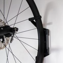BBB Cycling Parkinglot Fietsdrager - Muurbeugel Fiets - Fietsbeugel - Ruimtebesparend - Voor Verschillende Soorten Fietsen - BTL-126 -Fietsenwinkel 1200x1200 860