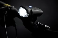 AXA Greenline 25 Lux - LED Fietslampjes Voor En Achter - Fietsverlichting USB Oplaadbaar -Fietsenwinkel 1200x799 16