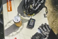 Wahoo Fitness Wahoo ELEMNT ROAM GPS Fietscomputer -Fietsenwinkel 1200x809