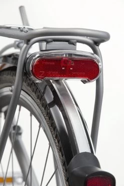 AXA Riff Battery - Fiets Achterlicht - LED Fietsverlichting Op Batterij - 50-80 Mm - Rood 13 AXA Riff Battery - Fiets Achterlicht - LED Fietsverlichting Op Batterij - 50-80 Mm - Rood -Fietsenwinkel 798x1200 2