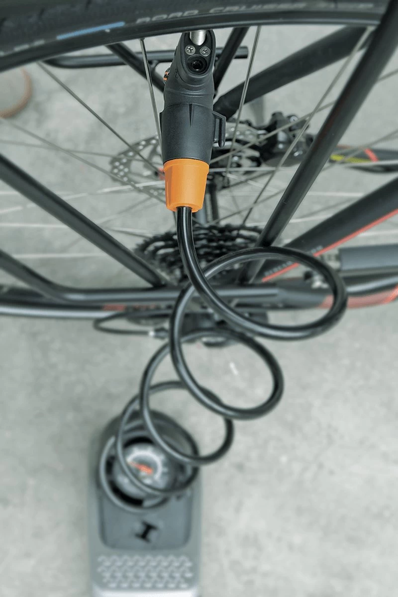 SKS Airstep Voetpomp Met Manometer - 7 Bar - Zwart 8 SKS Airstep Voetpomp Met Manometer - 7 Bar - Zwart - Afbeelding 6